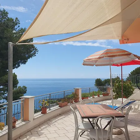 Sunshine Apartment Andora